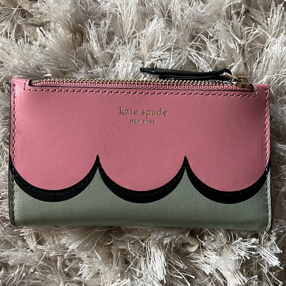 Kate Spade Pink and Green Scallop Wallet